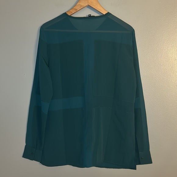 W118 By Walter Baker Green Blouse, Sz M, Sheer Panels Button Up Shirt, Top - Picture 5 of 6